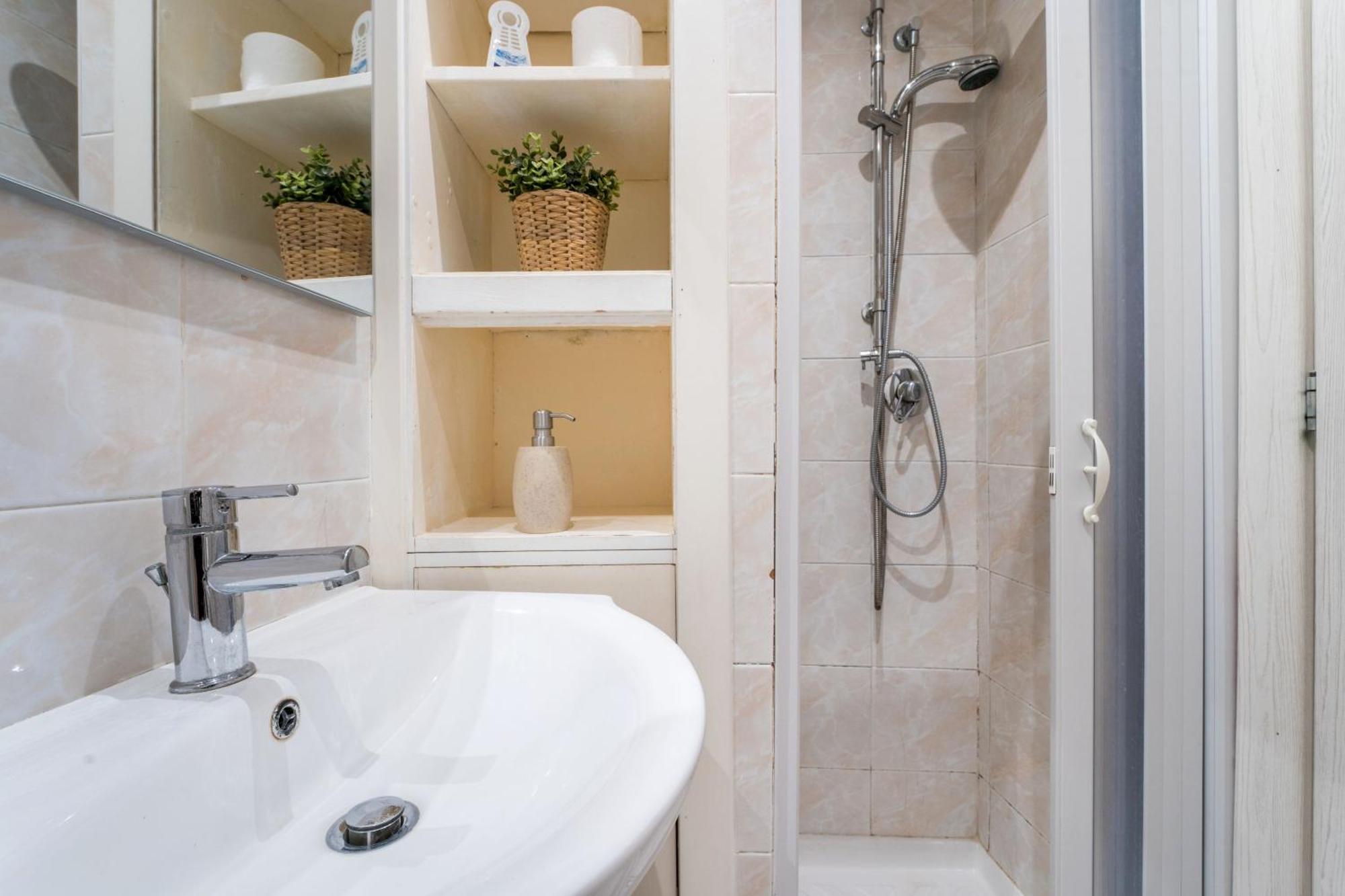רומא Fl Apartments Il Piccolo Borgo Di Trastevere מראה חיצוני תמונה